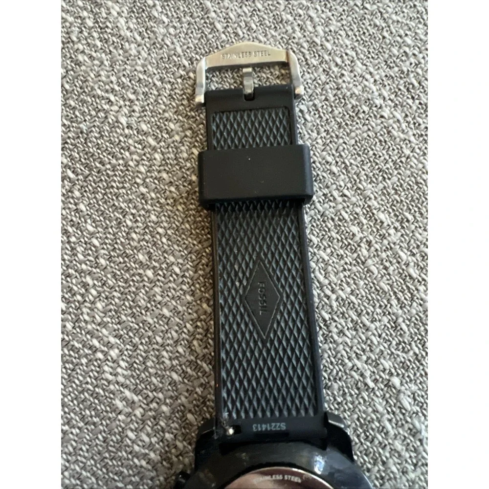 Fossil good needs